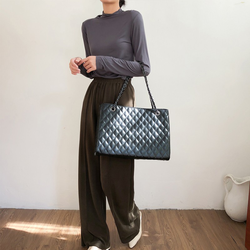 CÓ SẴN SLL D90 Túi xách bản to dây xích kiểu dáng sang chảnh;/