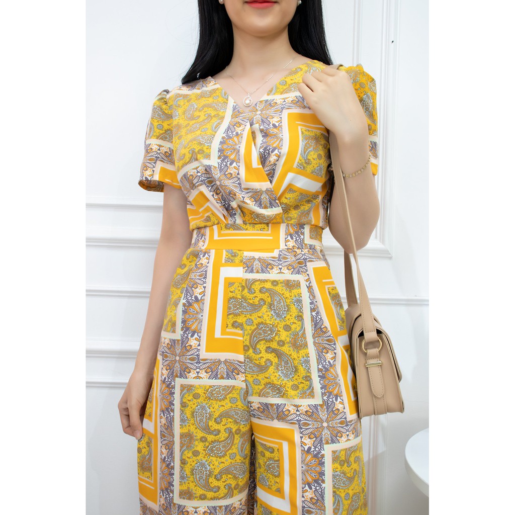 Jumpsuit nữ lửng ổng rộng dài họa tiết độc đáo thổ cẩm vải lanh mát mùa hè  Ju004 | BigBuy360 - bigbuy360.vn