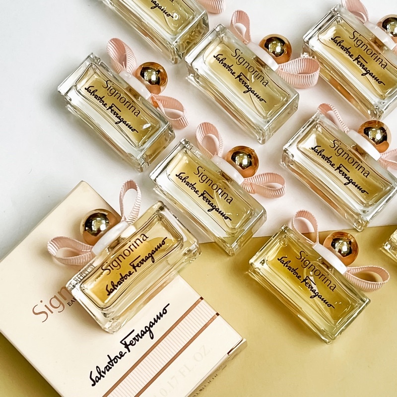 Nước hoa nữ Signorina chai mini 5ML nồng độ EDP mua từ mỹ về