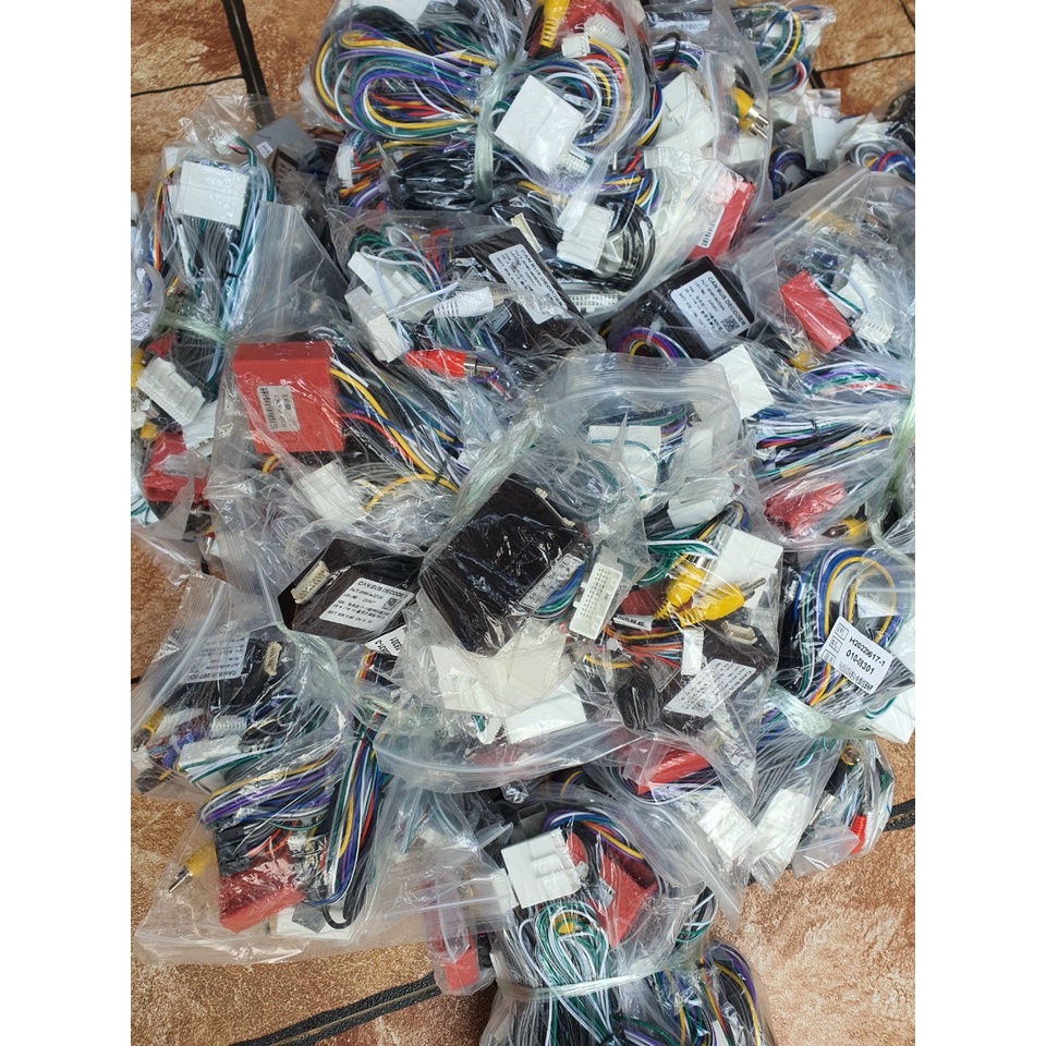 MẶT DƯỠNG LẮP MÀN HÌNH ANDROID CHO XE FORD FIESTA 2009-2017 KÈM JACK NGUỒN