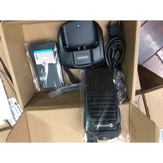 Bộ 2 Bộ Đàm Motorola CP102