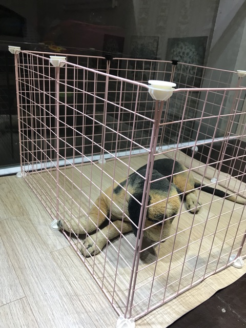 Chuồng quây chó mèo.8 tấm lưới Màu hồng. Size 37.47cm