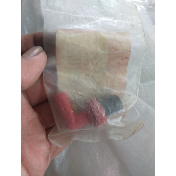 Van nhựa PVC HONDA 17130-PM6-G01 chính hãng cho xe hơi