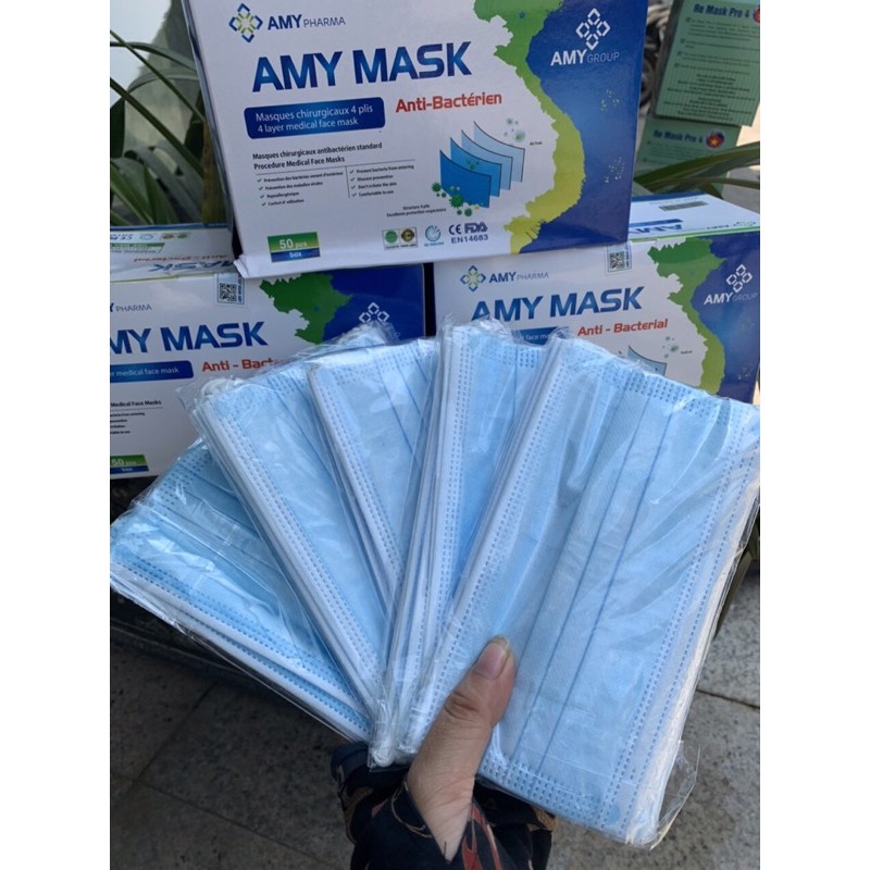 Một Hộp Khẩu Trang Y Tế 4 Lớp Kháng Khuẩn (50 chiếc 1 Hộp)