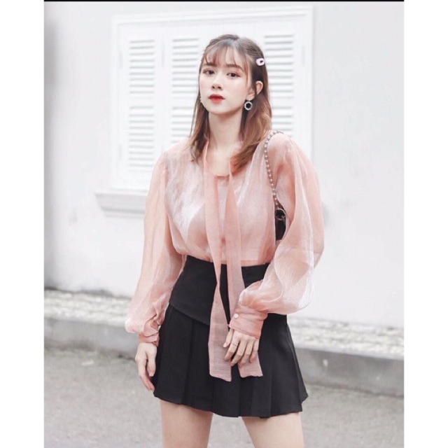 BLING TOP Áo hồng ánh nhũ sọc trắng tay phồng thắt nơ cổ