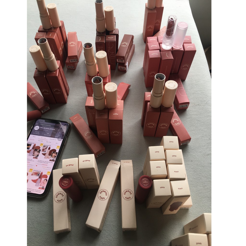 [Có Sẵn] Son thỏi Sunnies Face Fluffmatte in On Repeat | BigBuy360 - bigbuy360.vn