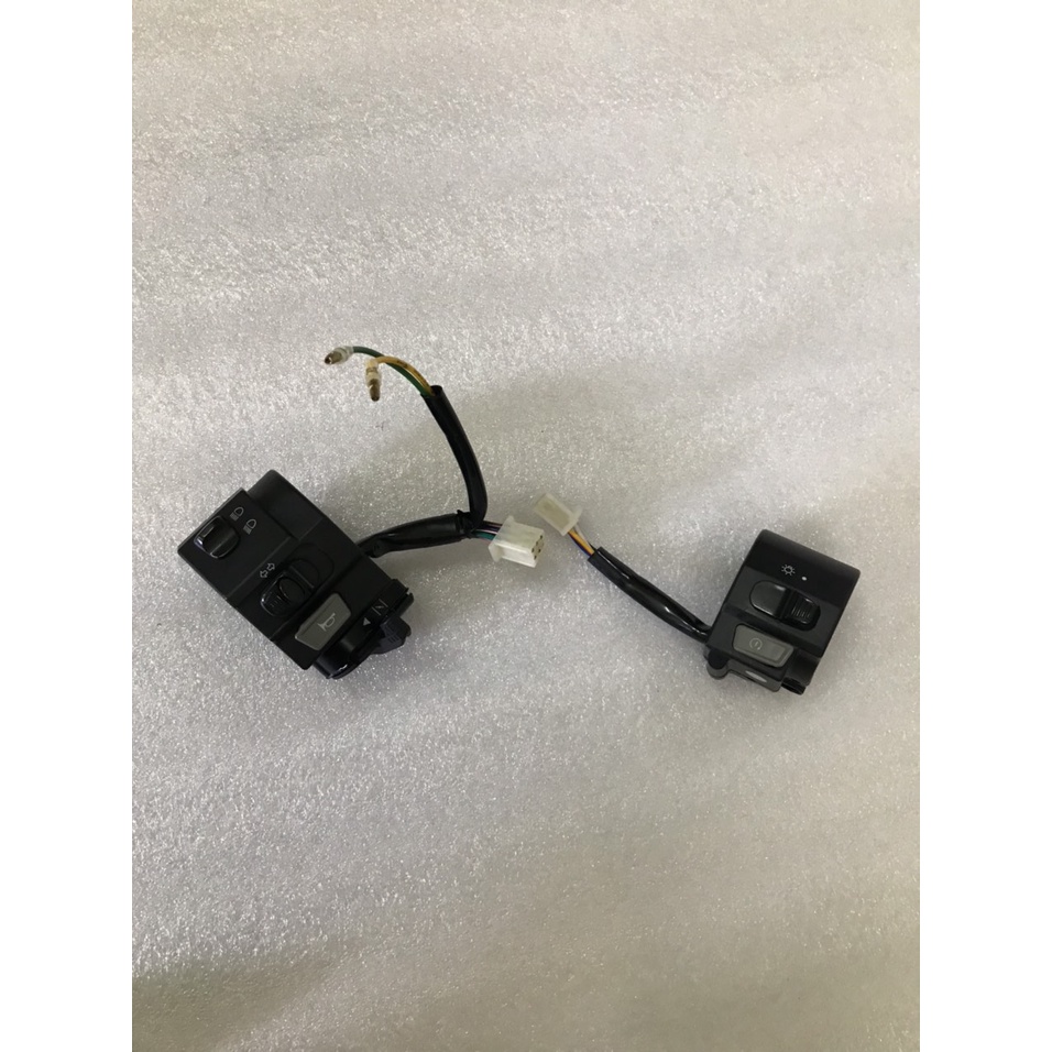 Cùm công tắc Sirius Nhật 100-110CC và Sirius Trung Quốc 50CC ráp lên zin theo không chế cháo
