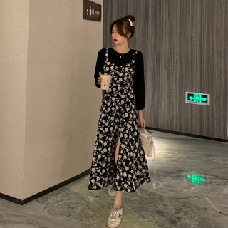 Đầm nữ dáng rộng phối hoa nhí 2021, Váy hai dây kèm áo dài tay ôm body màu đen cổ tròn hàn quốc