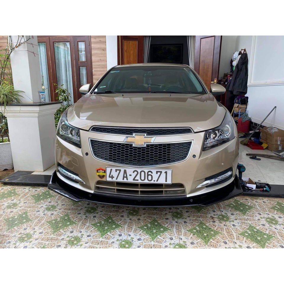 Lip trước/ lippo trước/ Cản trước lắp cho xe cruze