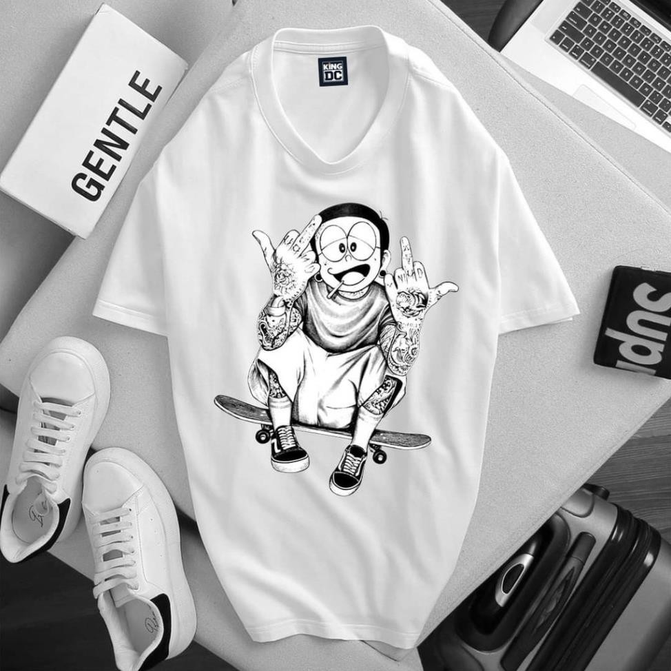 Áo phông không cổ Queen DC-Áo thun trắng ngắn tay in hình Nobita cực trẻ trung cá tính-Dễ phối đồ-Hàng may xuất xưởng