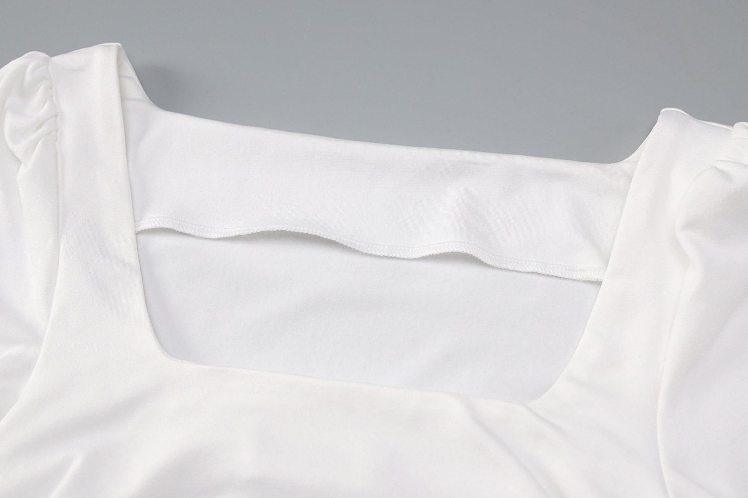 Đầm Tay Dài Cổ Vuông Phối Bèo Thiết Kế Màu Trơn Thanh Lịch | BigBuy360 - bigbuy360.vn