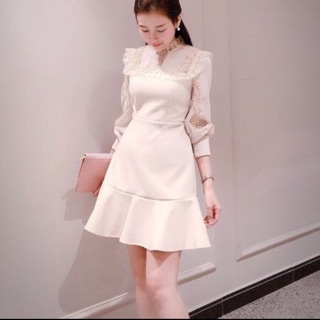 Váy tiểu thư màu trắng