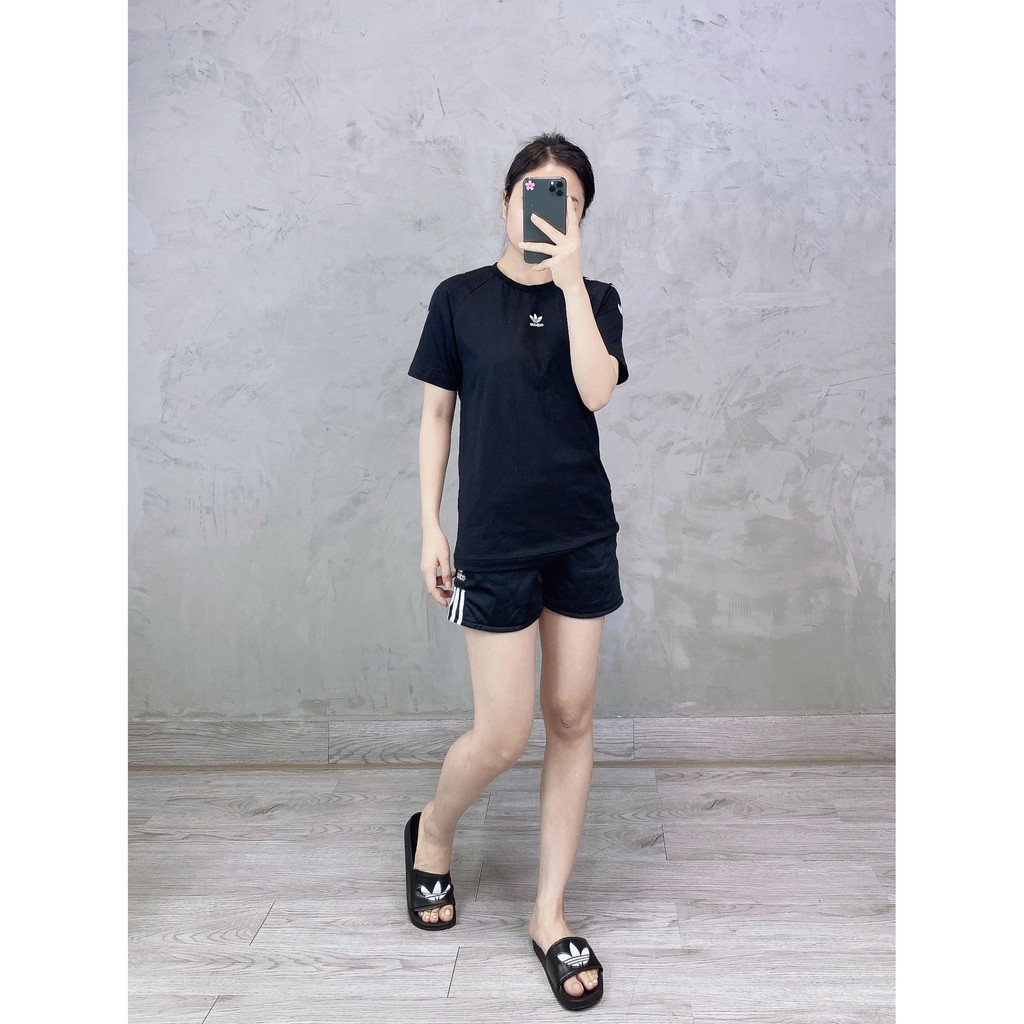 (HÀNG XUẤT XỊN) Áo đen nhiều logo 1567 Repeat Trefoil tee Made in Cambodia full tag code  Size S M L