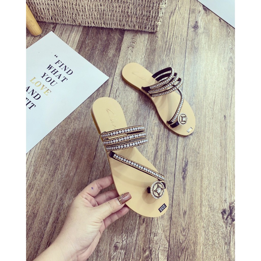 Dép xỏ xoàn 4 dây