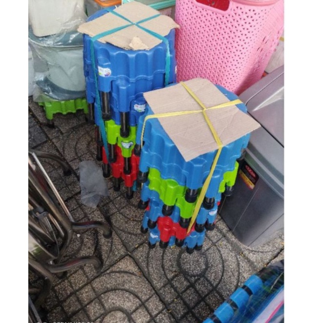 Ghế đẩu thái chân inox mặt nhựa