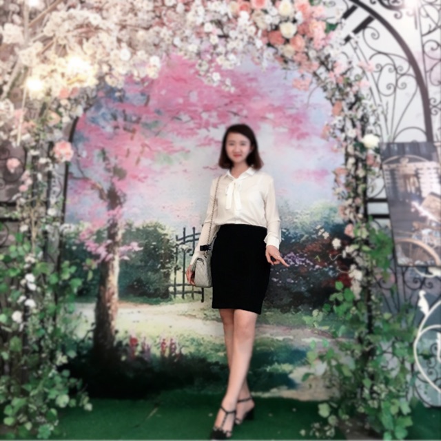 Chân váy đen công sở