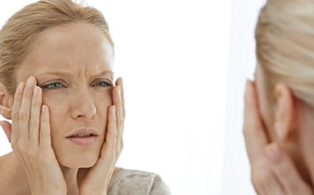 Kem dưỡng trắng da Feiya chống lão hoá -UV/30 Antirich Beauty Cream Remove Pimples Acnes