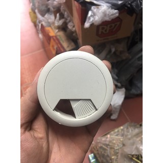 NẮP LUỒN DÂY ĐIỆN TRÒN TRẮNG NGÀ, ĐEN