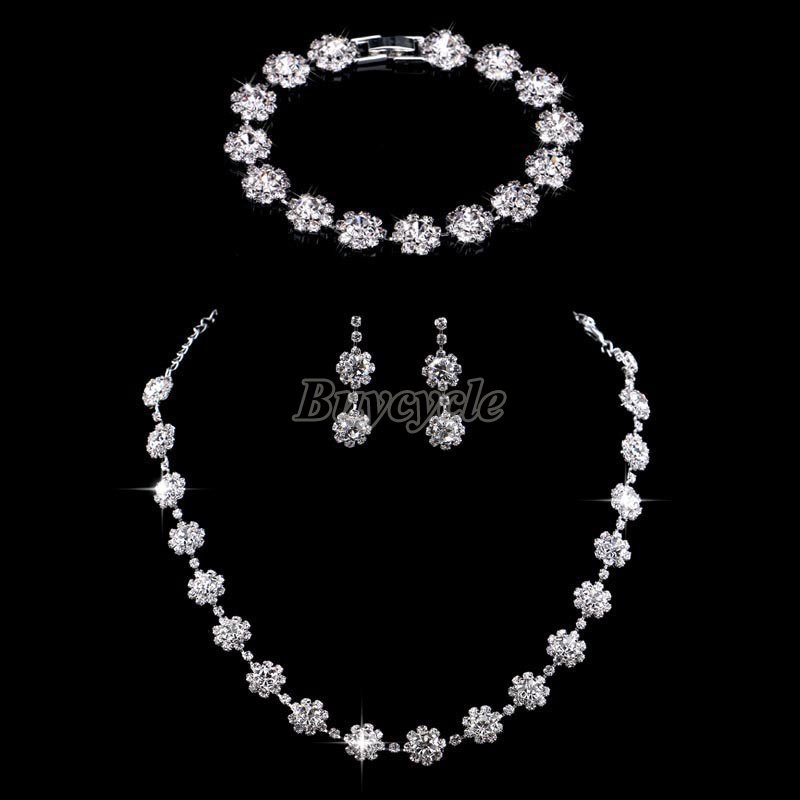 (MớI) Bộ Trang SứC 3 CáI