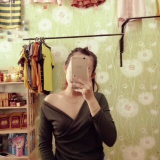 Áo nhũ chéo cổ tim