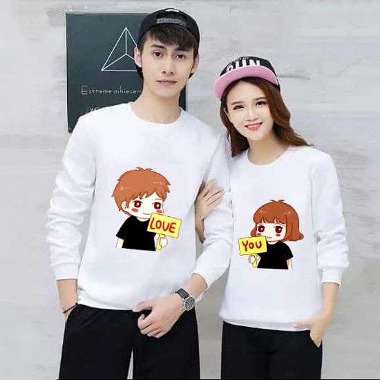 Áo Cặp Đôi Nam Nữ Giá Rẻ Thu Đông Ấm Áp Xinh Đẹp Dài Bo Tay Chất Liệu Da Cá In 3D Bé Cầm Love You - MEO1720