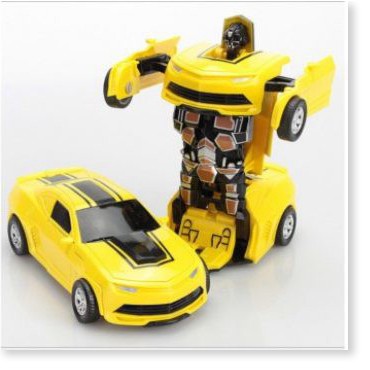 Ô Tô Biến Hình - Robot biến hình  Dùng Pin Có Nhạc - Tặng bộ bài magic