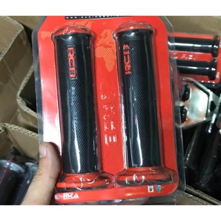 cặp bao tay rcb  đỏ đen gắn mọi dòng xe máy