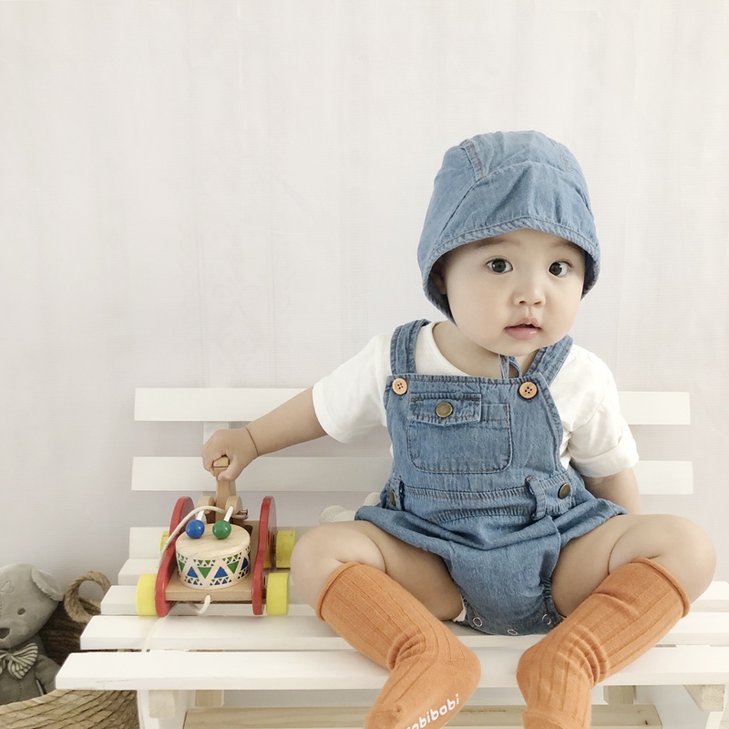 Set áo liền quần kiểu hai dây yếm mềm mại và nón vải denim thời trang mùa hè dành cho trẻ em