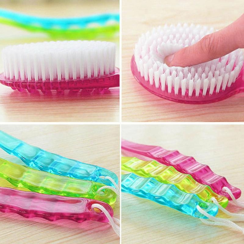 Bàn Chải Chà Lưng Cán Dài Bằng Nhựa Tiện Dụng