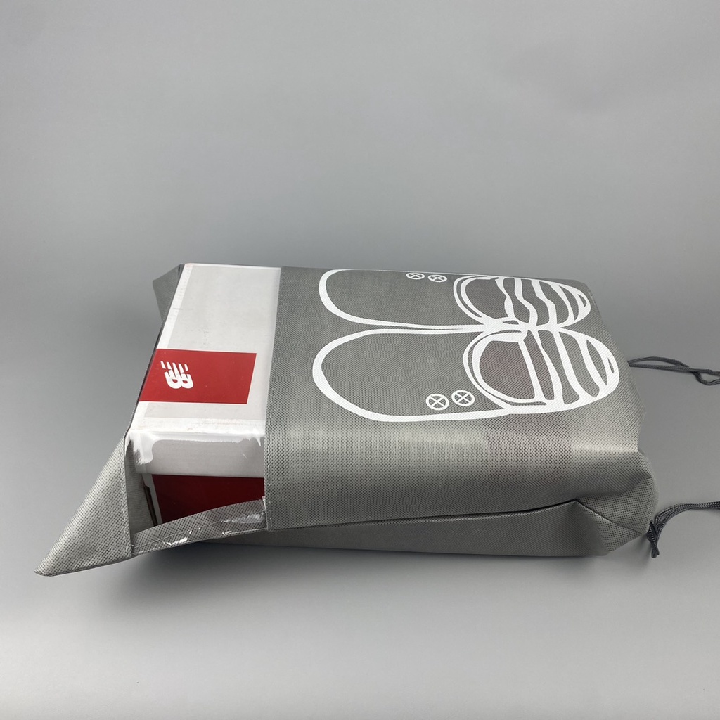 Túi đựng giày chống bám bụi 4 màu Xanh, Hồng, Xám đen, Xám nhạt kích thước 32x44 cm .