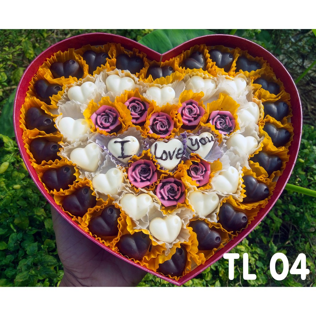 SOCOLA VALENTINE 2019 - MÀU TỰ NHIÊN - HỘP TIM LỚN (45 viên)