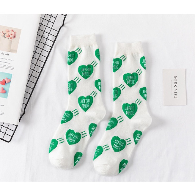 Vớ Tất nữ hình trái tim phong cách Hàn Quốc siêu dễ thương và xinh xắn.