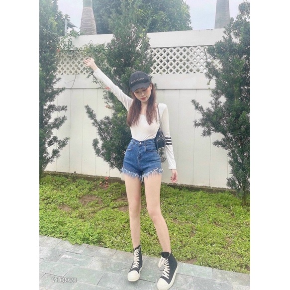 QUẦN SHORT JEANS TUA RUA