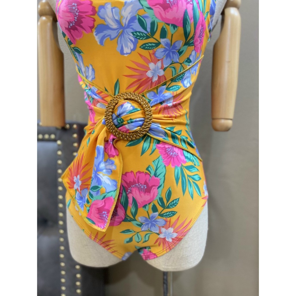 Bikini hoa nền vàng khuyên tròn | BigBuy360 - bigbuy360.vn
