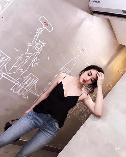 Áo hai dây lụa trễ ngực phong cách thời trang | BigBuy360 - bigbuy360.vn