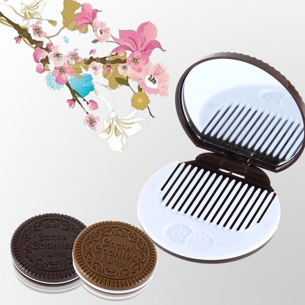 Gương kèm lược hình bánh quy dễ thương dùng trang điểm tại nhà/văn phòng màu ngẫu nhiên