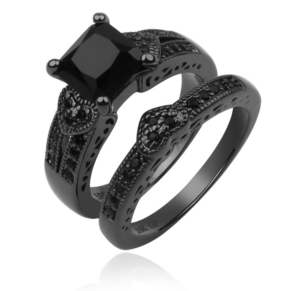 Bộ 2 Nhẫn Đen Đính Đá Zircon Sang Trọng