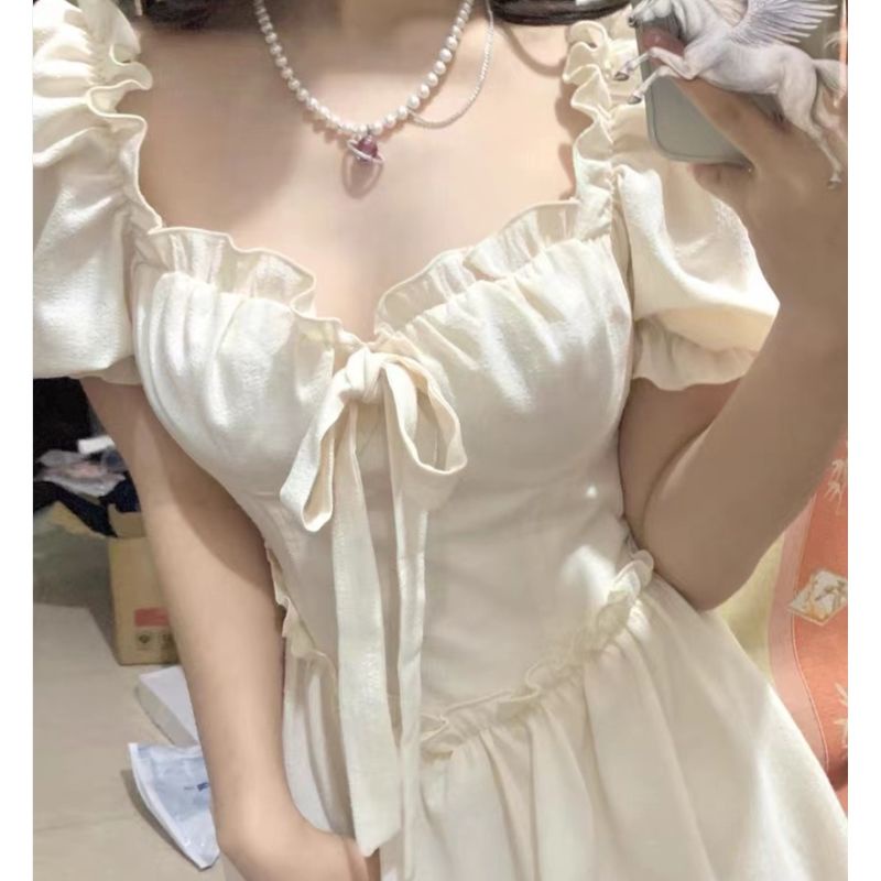 Đầm nữ cổ vuông tay phồng phối ren phong cách pháp cổ điển thời trang