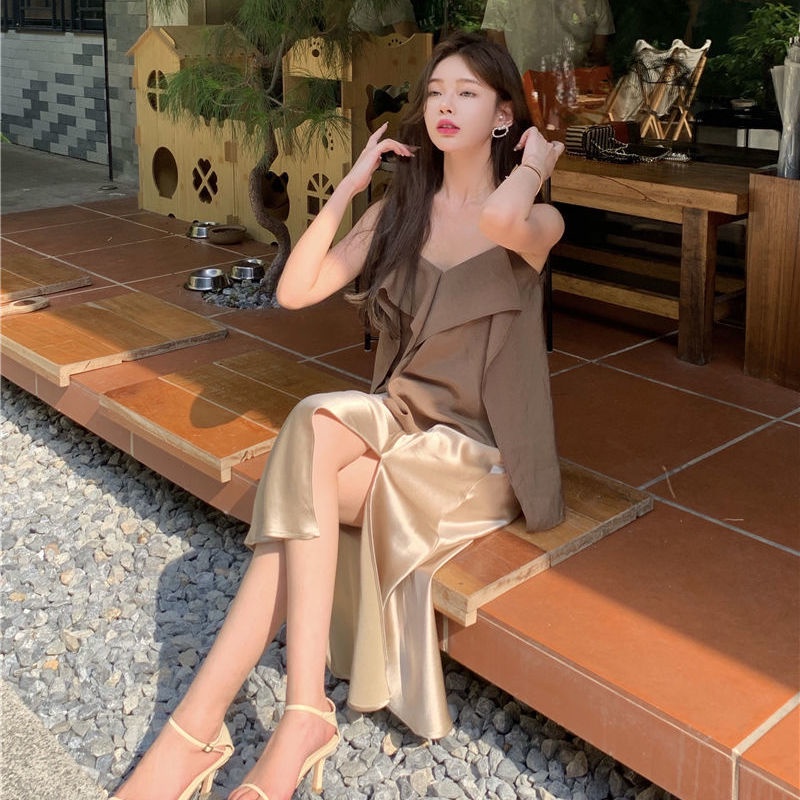 Set Áo Hai Dây Phối Bèo Nhún Và Chân Váy Xẻ Tà Thời Trang Mùa Hè Mới Cho Nữ