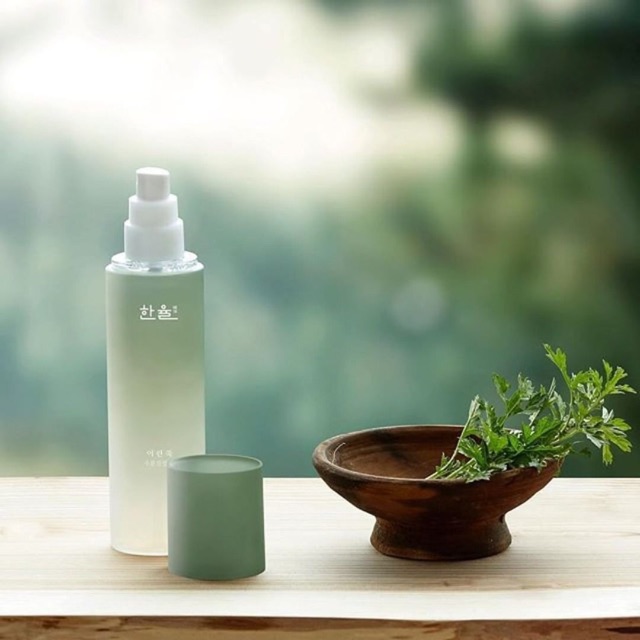 💦💦Xịt Khoáng Ngải Cứu Cấp Ẩm➰Làm Dịu Da Hanyul Pure Artemisia Fresh Calming Water | BigBuy360 - bigbuy360.vn