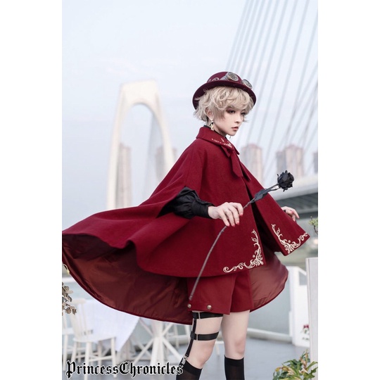 YAS0638-Áo choàng len hoàng giá thêu chỉ vàng