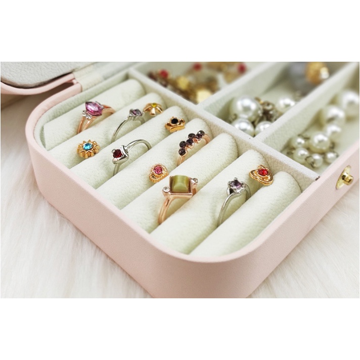 Hộp đựng trang sức bọc da xách tay tiện dụng chống bụi và đựng nhiều loại nữ trang