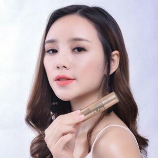 Kem nền che khuyết điểm BB Stick