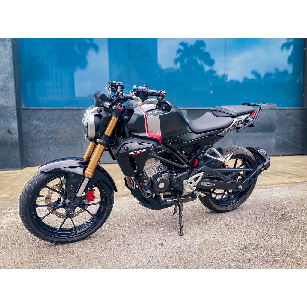 HONDA CB150R / CB300R - DÈ CHẮN BÙN KÈM PAD BIỂN KIỂU PKL MT09 LẮP ĐẶT CHO HONDA CB150R / HONDA CB300R