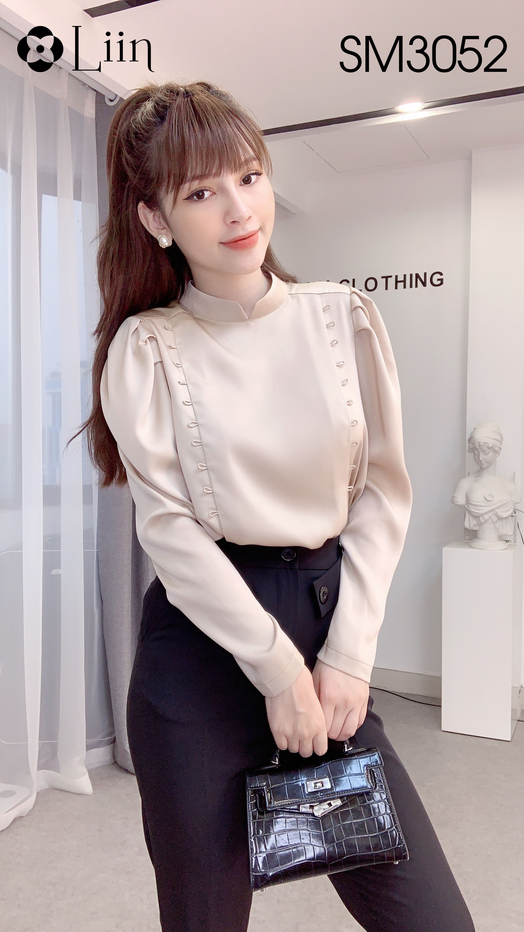 Áo kiểu nữ dài tay đính 2 Hàng Cúc cách điệu cổ tròn Liin Clothing SM3052