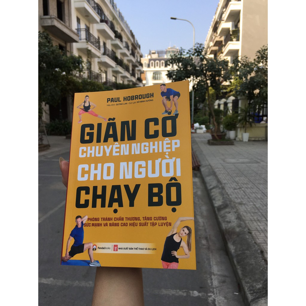 Sách Combo 2 cuốn Giãn cơ chuyên nghiệp cho người chạy bộ Cuộc cách mạng trong chạy bộ - Pandabooks