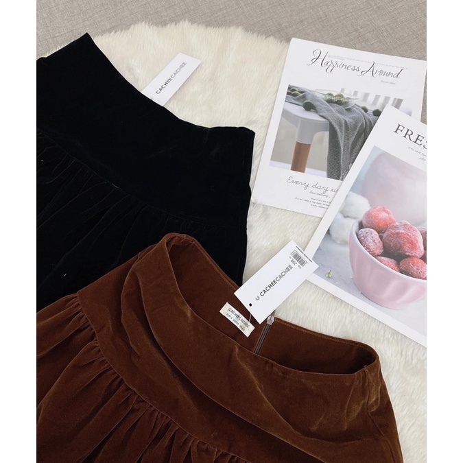 Chân váy nhung form to