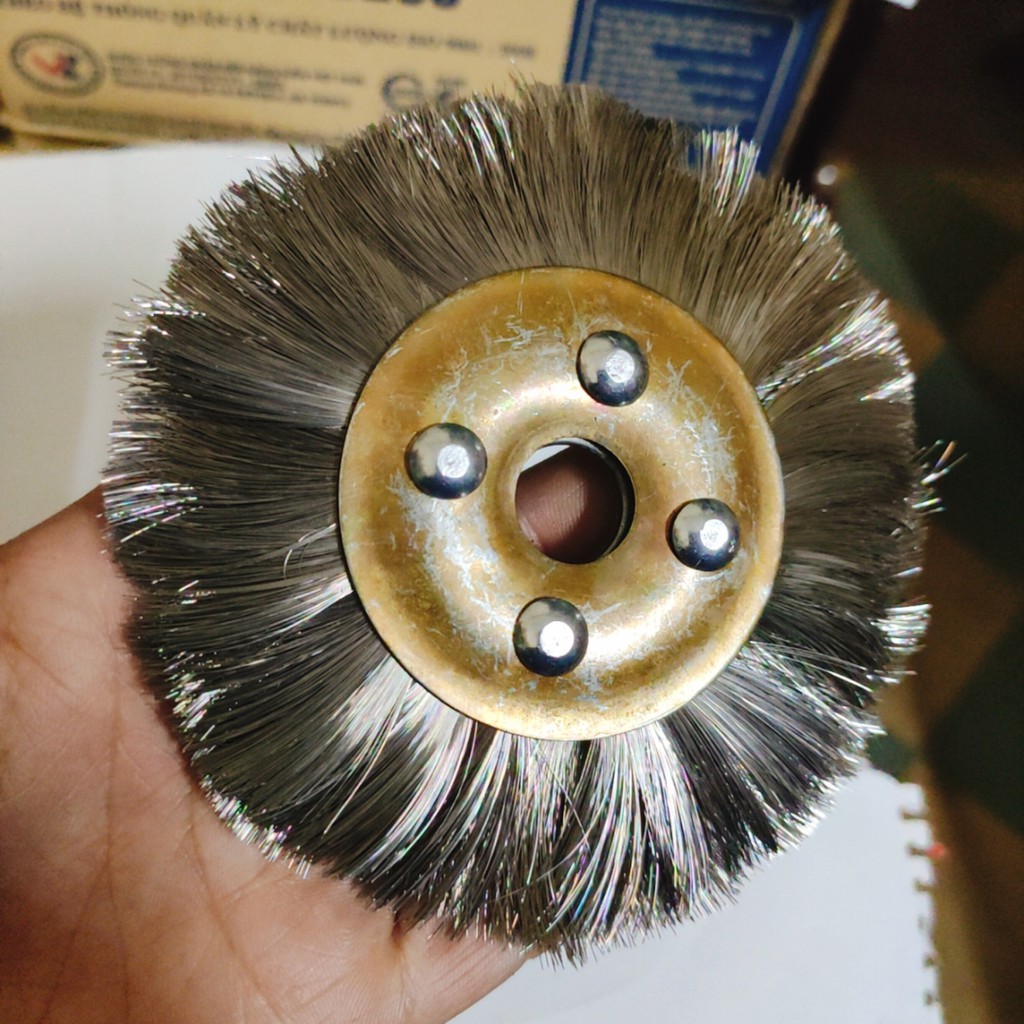 Bánh cước inox 100-125-150-200mm, đánh khe kẽ, sợi cước inox mềm chà kim loại