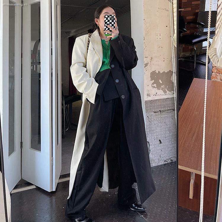 Áo khoác da dáng rộng phối màu trắng đen thời trang mùa thu cho nữ