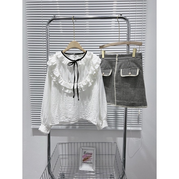 Sét Áo Trắng Đũi Bèo Ngực Mix Chân Váy Dạ Kẻ Siêu Xinh,Ảnh Thật Trải Sàn